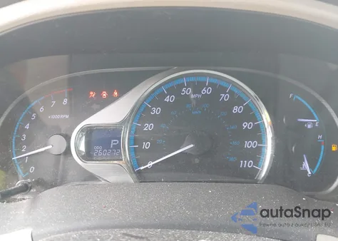 2011 Toyota Sienna Xle from USA, damaged, VIN 5TDYK3DC0BS100800